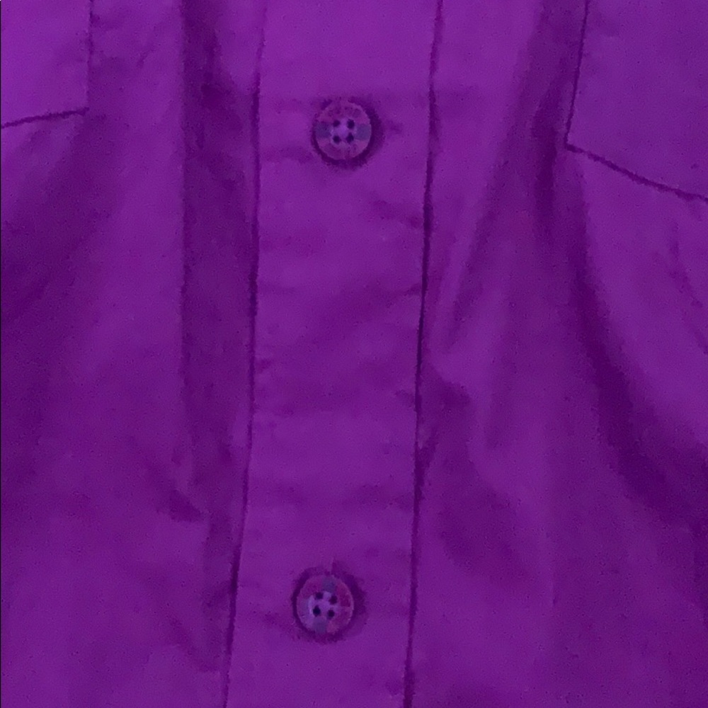 Button up - Picture 3 of 9